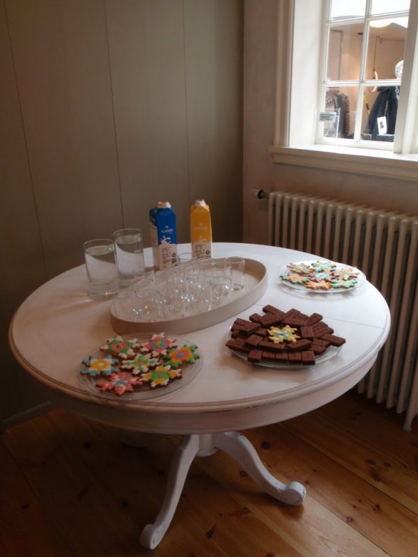 Tricoteuse d'Islande – Hélène Magnússon