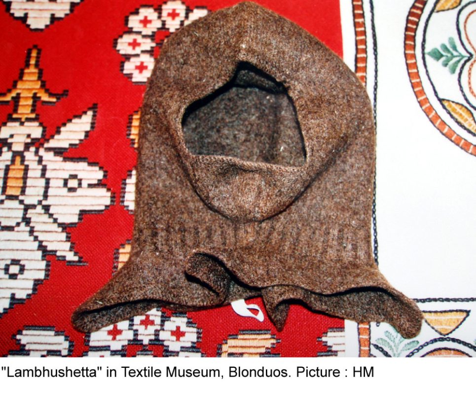 Tricoteuse d'Islande – Hélène Magnússon