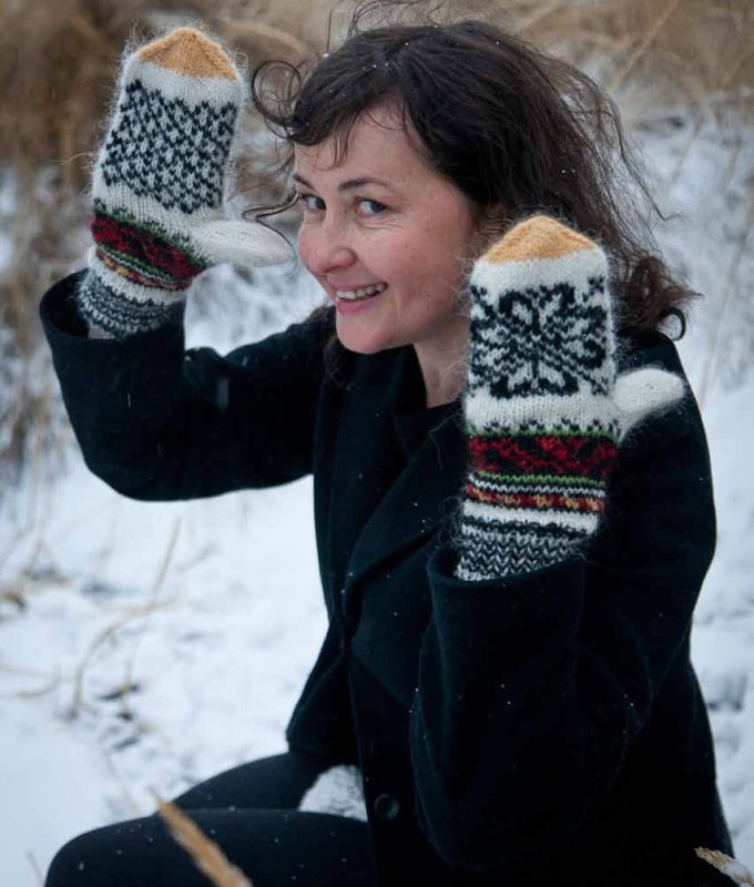 Tricoteuse d'Islande – Hélène Magnússon
