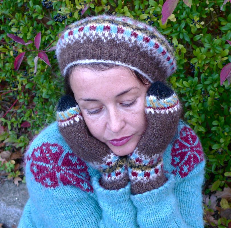 Tricoteuse d'Islande – Hélène Magnússon