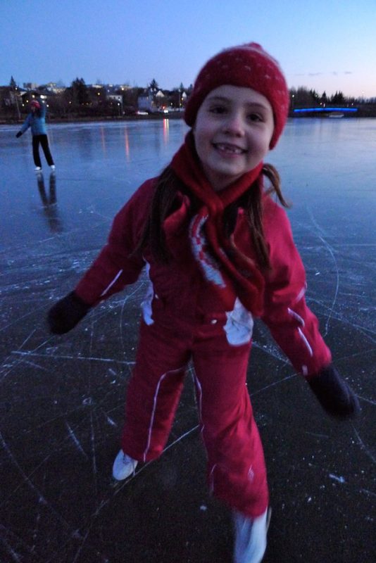 Tricoteuse d'Islande – Hélène Magnússon