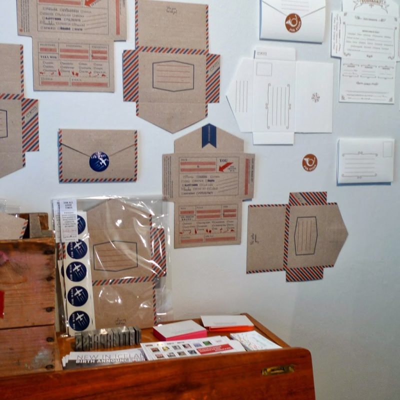 Tricoteuse d'Islande – Hélène Magnússon