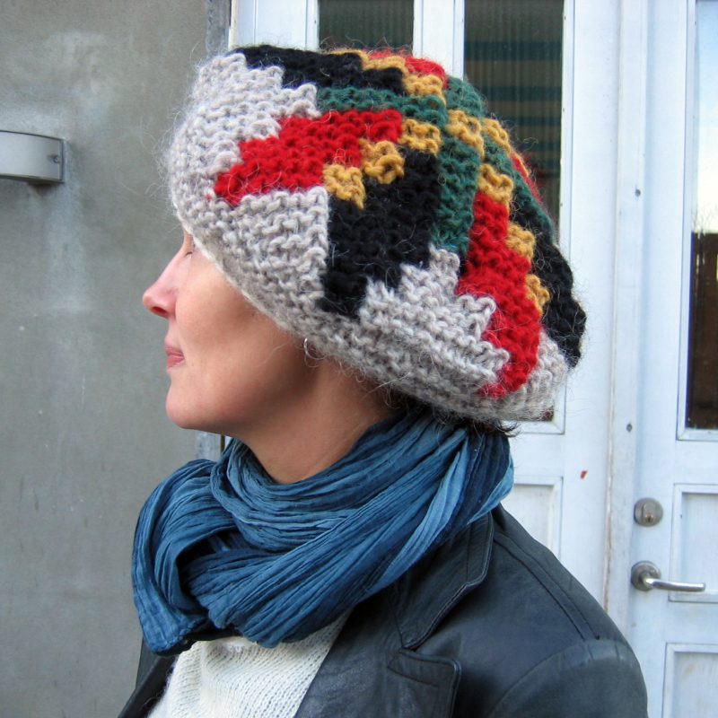 Tricoteuse d'Islande – Hélène Magnússon