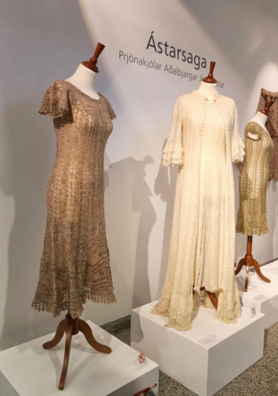 Tricoteuse d'Islande – Hélène Magnússon