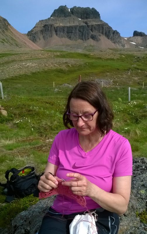 Tricoteuse d'Islande – Hélène Magnússon