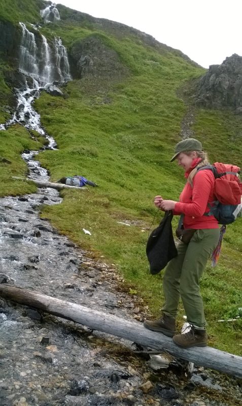 Tricoteuse d'Islande – Hélène Magnússon