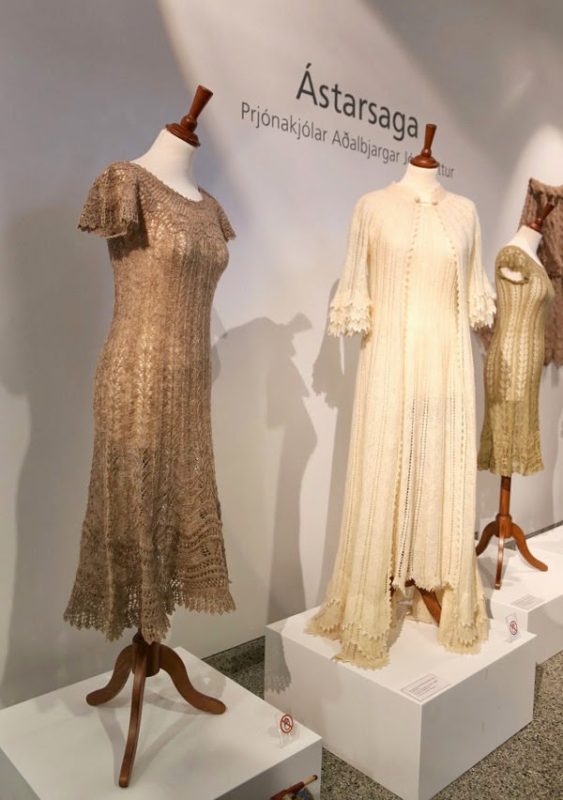 Tricoteuse d'Islande – Hélène Magnússon