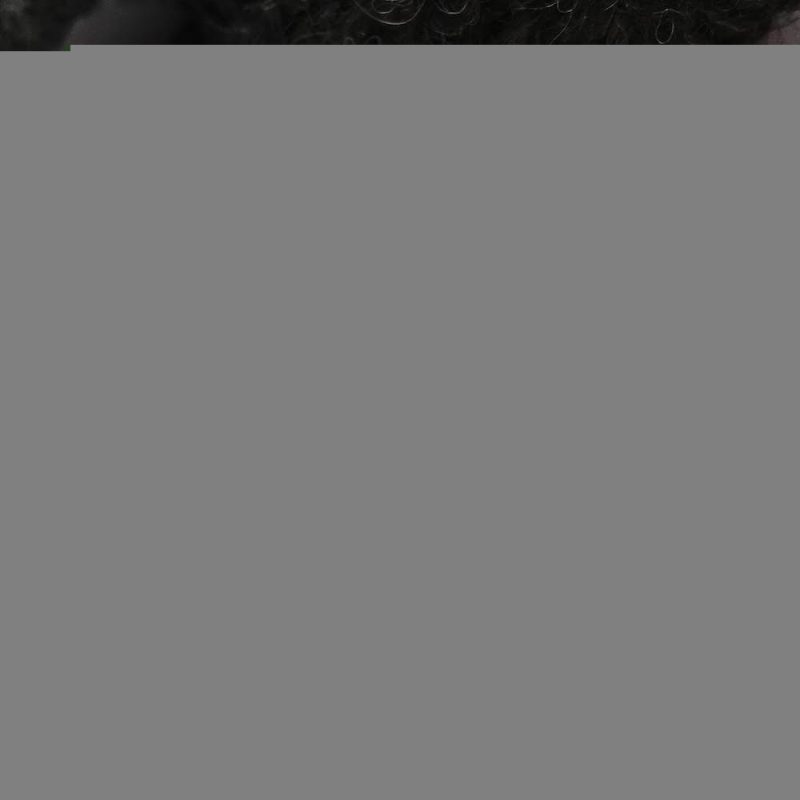 Tricoteuse d'Islande – Hélène Magnússon