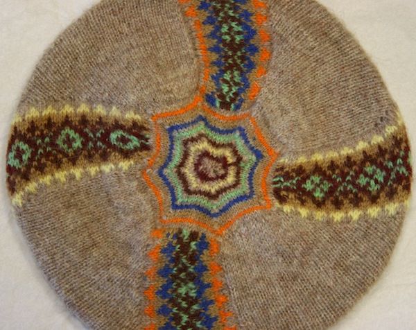 Tricoteuse d'Islande – Hélène Magnússon