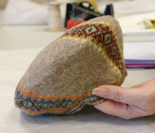 Tricoteuse d'Islande – Hélène Magnússon