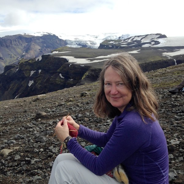 Tricoteuse d'Islande – Hélène Magnússon