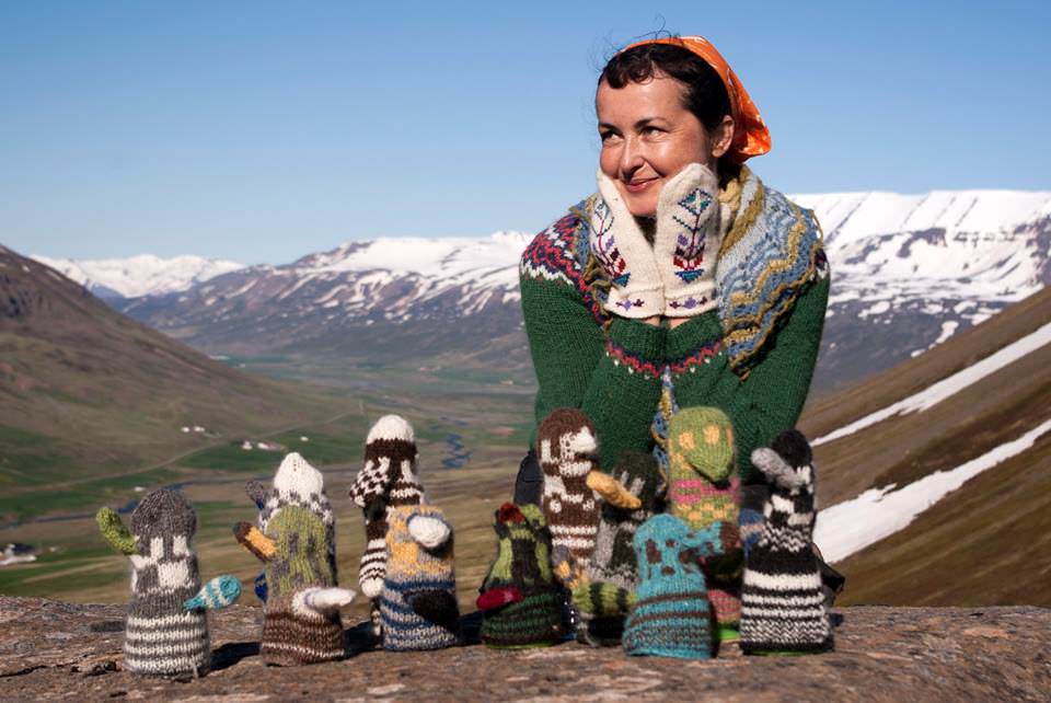 Tricoteuse d'Islande – Hélène Magnússon
