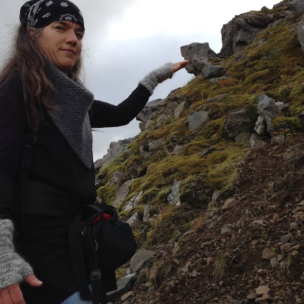 Tricoteuse d'Islande – Hélène Magnússon