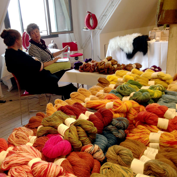 Tricoteuse d'Islande – Hélène Magnússon