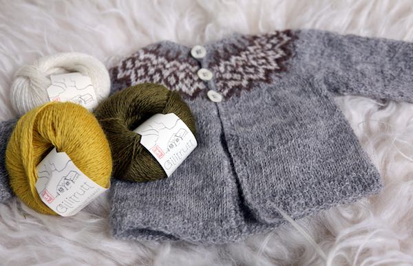 Tricoteuse d'Islande – Hélène Magnússon