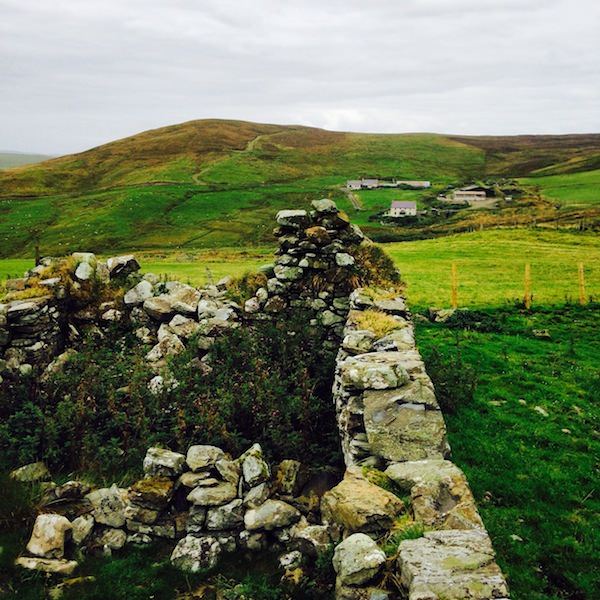 Tricoteuse d'Islande – Hélène Magnússon