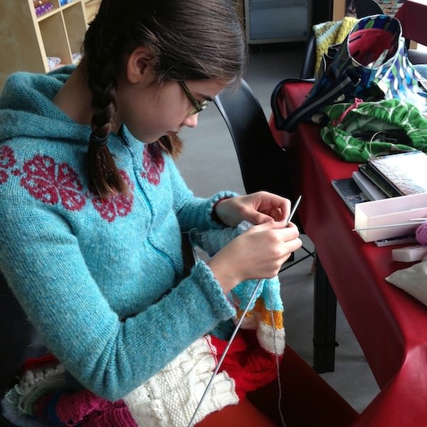 Tricoteuse d'Islande – Hélène Magnússon