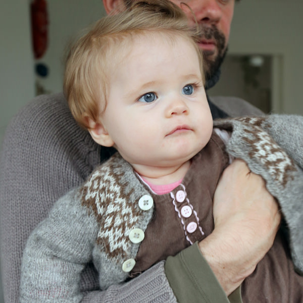 Tricoteuse d'Islande – Hélène Magnússon