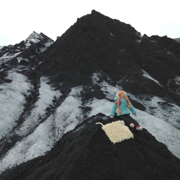 Tricoteuse d'Islande – Hélène Magnússon