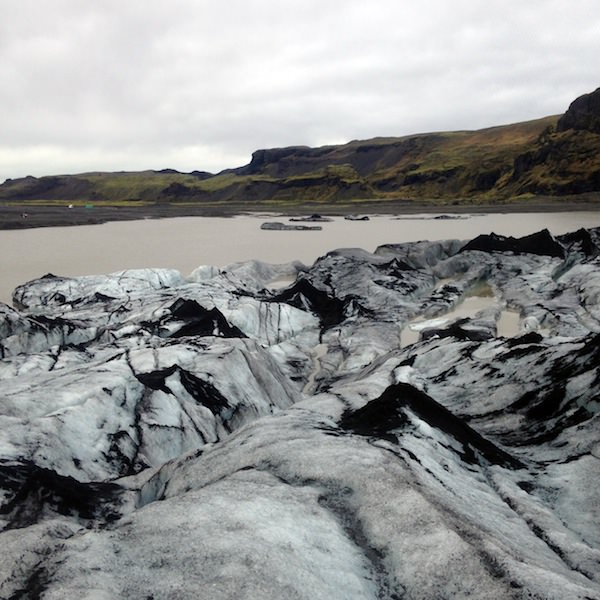 Tricoteuse d'Islande – Hélène Magnússon