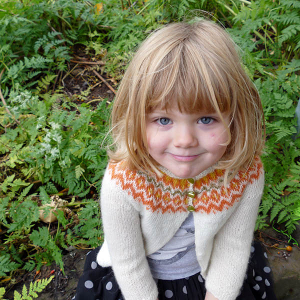 Tricoteuse d'Islande – Hélène Magnússon