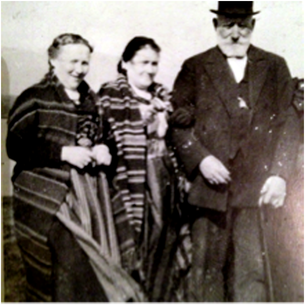 Tricoteuse d'Islande – Hélène Magnússon