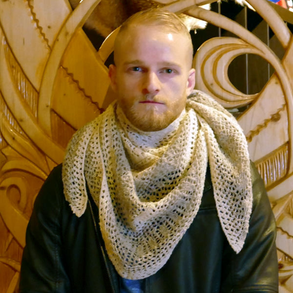 Tricoteuse d'Islande – Hélène Magnússon