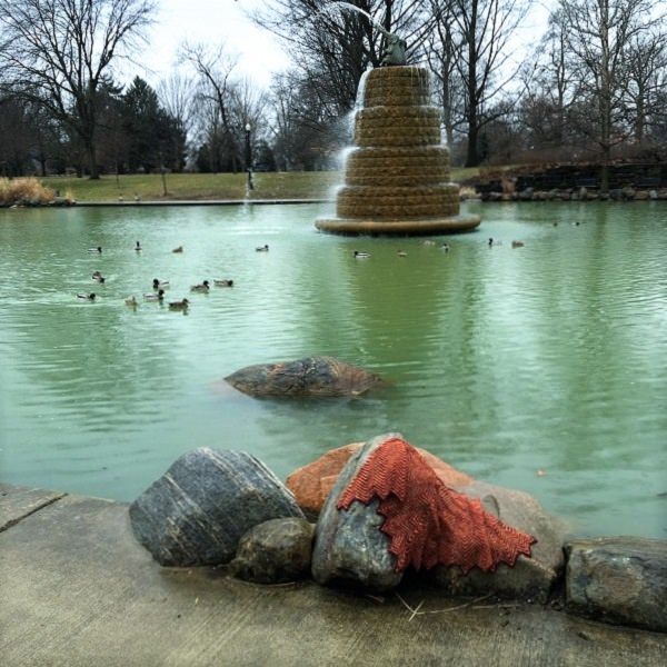 Tricoteuse d'Islande – Hélène Magnússon