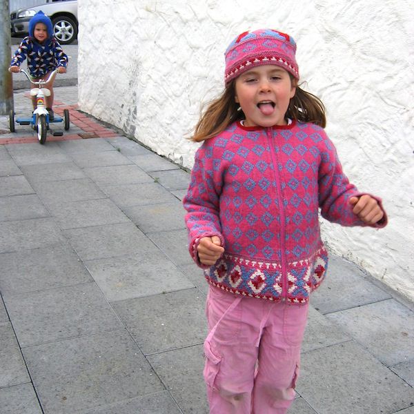 Tricoteuse d'Islande – Hélène Magnússon