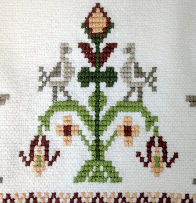 Tricoteuse d'Islande – Hélène Magnússon