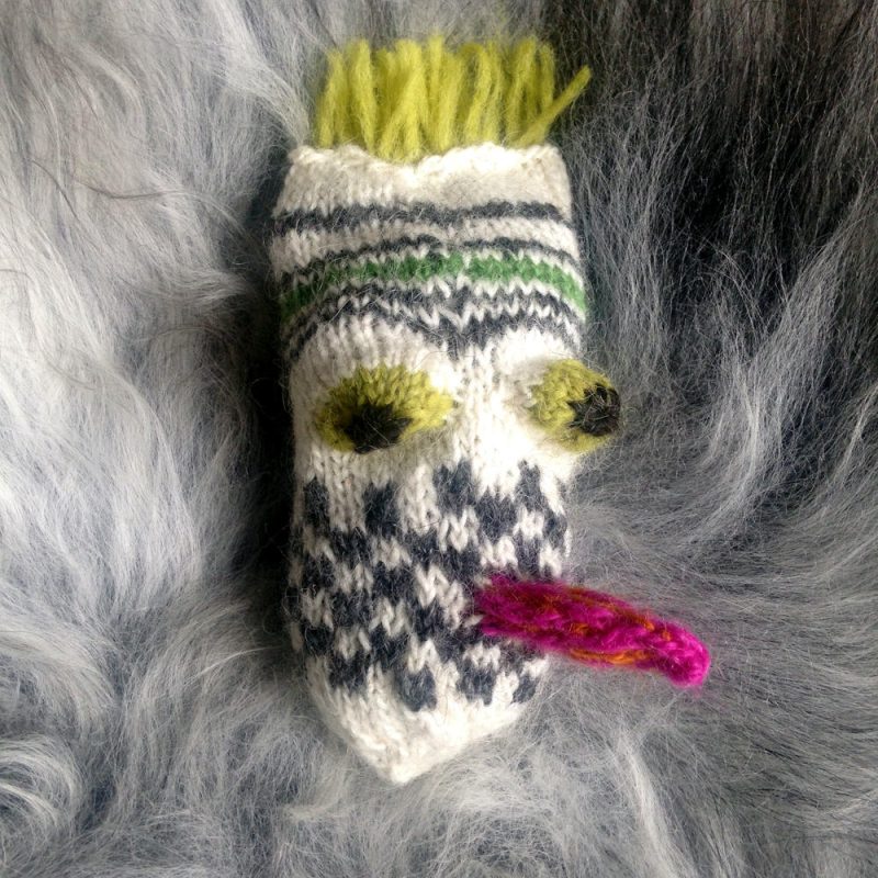 Tricoteuse d'Islande – Hélène Magnússon