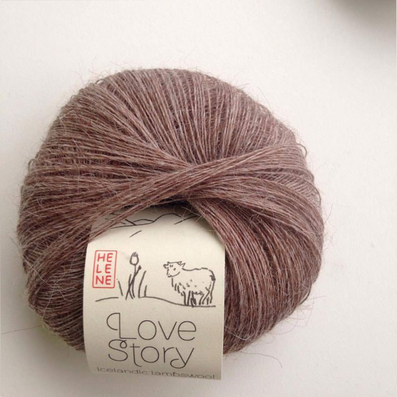 Tricoteuse d'Islande – Hélène Magnússon