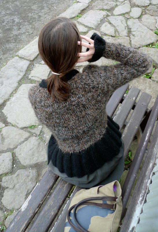 Tricoteuse d'Islande – Hélène Magnússon