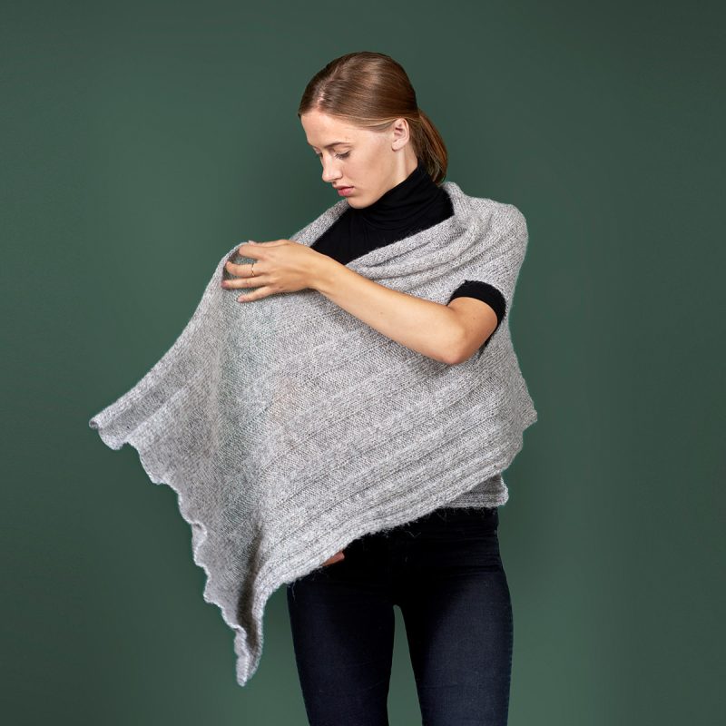 Tricoteuse d'Islande – Hélène Magnússon