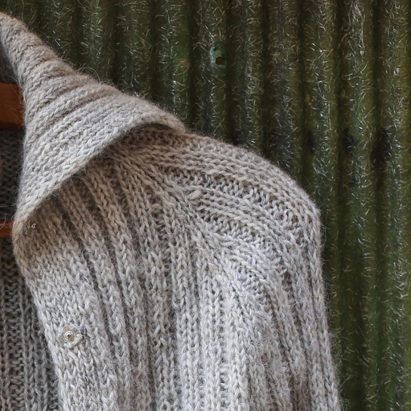 Tricoteuse d'Islande – Hélène Magnússon