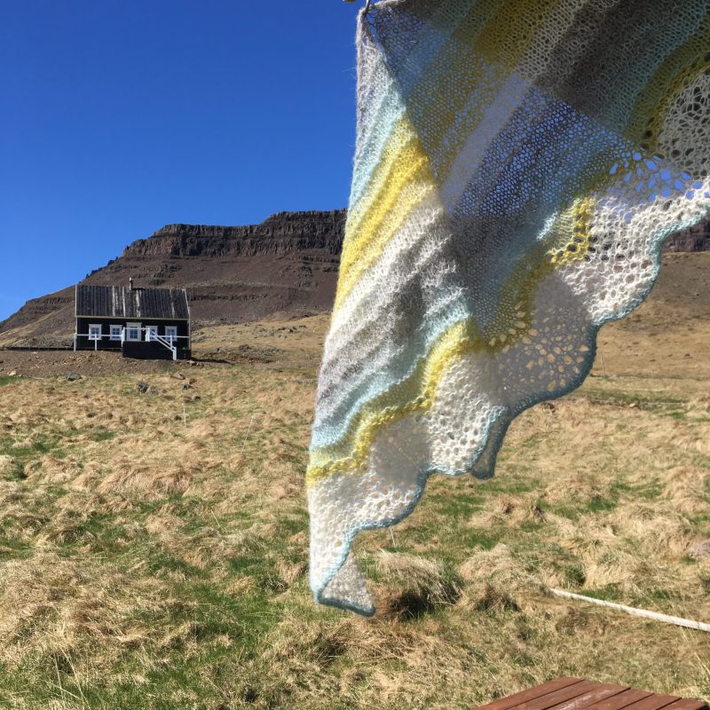 Tricoteuse d'Islande – Hélène Magnússon