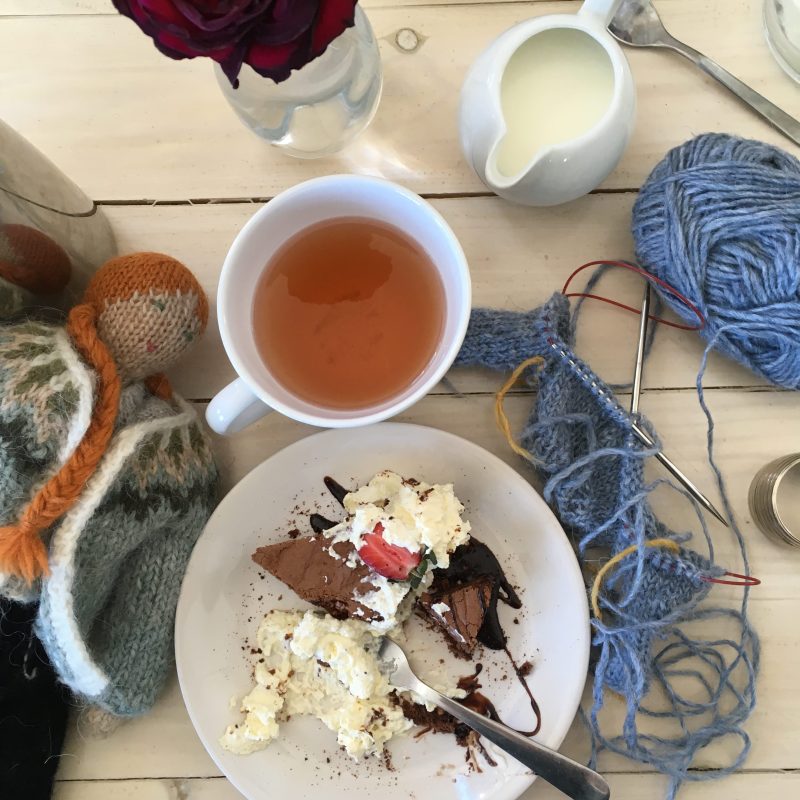 Tricoteuse d'Islande – Hélène Magnússon