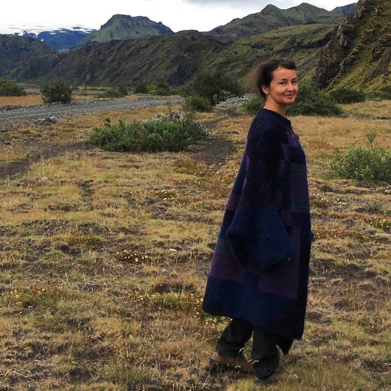 Tricoteuse d'Islande – Hélène Magnússon