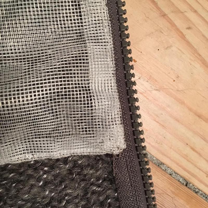 Tricoteuse d'Islande – Hélène Magnússon