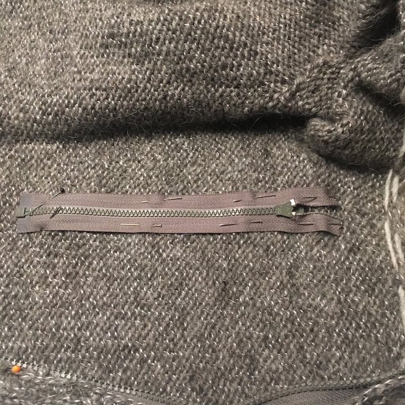 Tricoteuse d'Islande – Hélène Magnússon