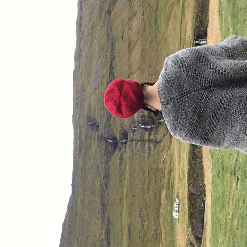 Tricoteuse d'Islande – Hélène Magnússon