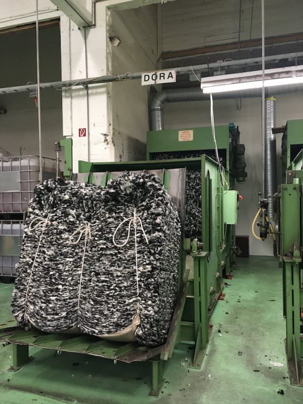 Tricoteuse d'Islande – Hélène Magnússon