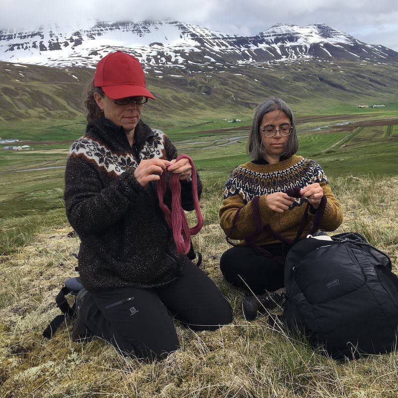 Tricoteuse d'Islande – Hélène Magnússon