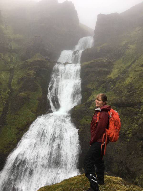 Tricoteuse d'Islande – Hélène Magnússon