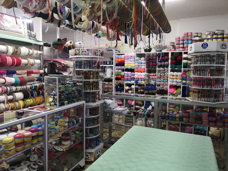 Tricoteuse d'Islande – Hélène Magnússon