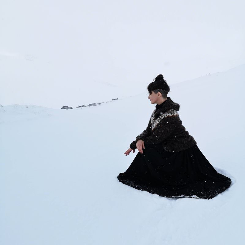 Tricoteuse d'Islande – Hélène Magnússon