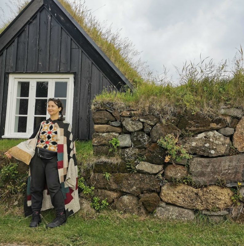 Tricoteuse d'Islande – Hélène Magnússon