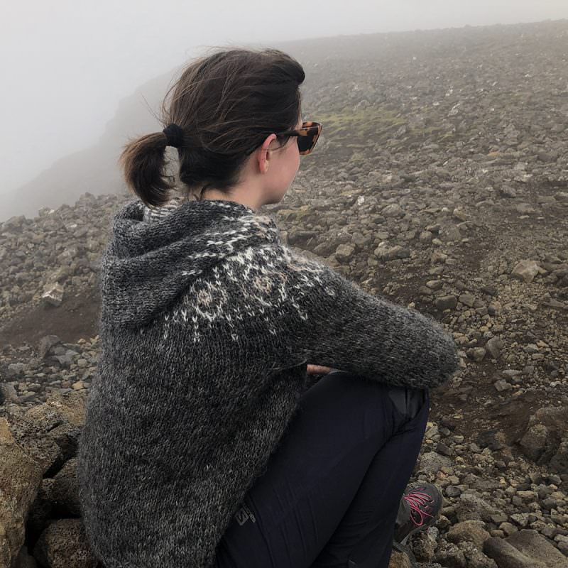 Tricoteuse d'Islande – Hélène Magnússon