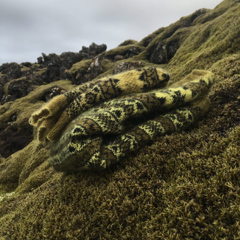 Tricoteuse d'Islande – Hélène Magnússon